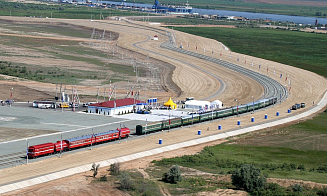 Перевозка контейнеров по восточной ветке МТК «Север — Юг» подешевела вдвое