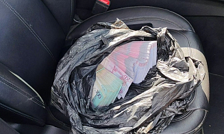 Заместителя гендиректора крупного предприятия Беларуси задержали за взятку