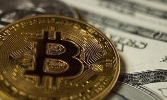 Биткоин упал ниже $79 тыс. впервые за девять месяцев