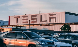 Tesla потеряла статус самого дорогого автопроизводителя. Кто теперь номер один?