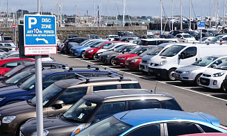 В Британии продали самый дорогой автомобильный номер в истории аукционов