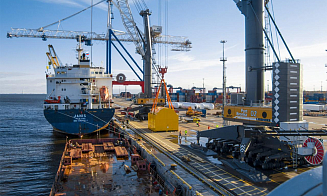 Сколько грузов перевезет Беларусь через порт в Бронке в 2025 году