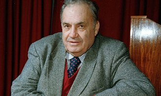 «Жизнь состоит из одних вопросов. А хочется, чтобы она состояла из одних ответов». Итоги недели — в цитатах из кинофильмов Эльдара Рязанова