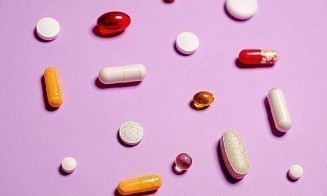 В Беларуси запретили продавать три российских БАДа