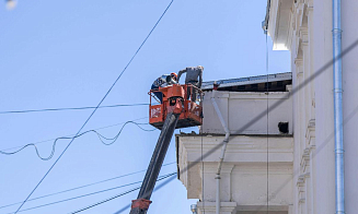 В столичном ЖК приостановили высотные работы. В чем причина