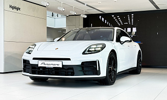 Первый в Беларуси Porsche Panamera III представили в «Porsche Центр Минск»