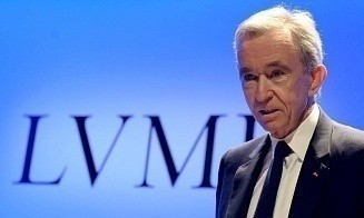 Представители главы LVMH прокомментировали обвинения миллиардера в отмывании денег