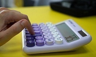 Средняя зарплата в Минске в марте превысила 4 тыс. рублей. А что в регионах