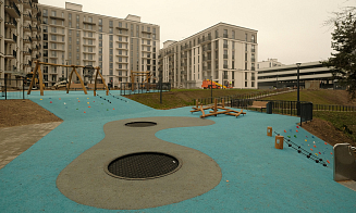 В Минске открыли новый парк с канатной дорогой, батутами и зоной барбекю