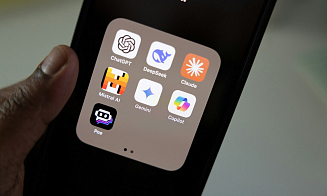 Эксперты назвали топ-3 опасностей для пользователей чат-ботов