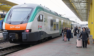 На ноябрьские праздники БелЖД запустит 37 дополнительных поездов