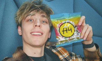 У компании белорусского блогера Влада Бумаги почти $1,4 млн убытка и иск от контрагента