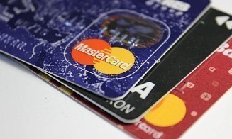 Еще один крупный белорусский банк изменил валюту расчетов по картам Mastercard