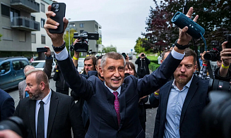 В Чехии выборы в парламент выиграла партия миллиардера и евроскептика