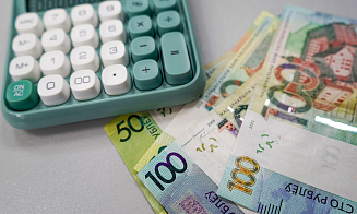 В октябре количество наличных в обороте выросло до нового максимума