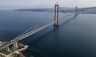 Новая проблема в логистике: из-за пожаров в Турции для кораблей закрыли пролив Дарданеллы