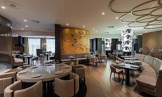 «Забронировали все еще полтора месяца назад». Где в Минске можно найти столик на 14 февраля