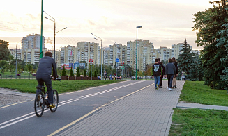 Какой штраф получат велосипедисты, если не спешились на пешеходном переходе? Ответили в ГАИ