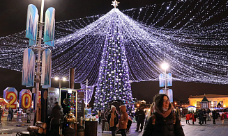 Когда в центре Минска установят главную новогоднюю елку страны