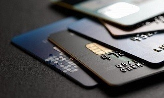 Платежи по банковским карточкам в Беларуси за год выросли более чем на четверть