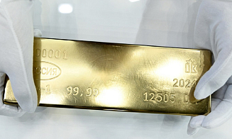 Цена золота бьет рекорды второй день подряд