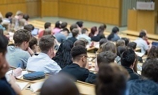 В Совбезе предложили вернуть призыв студентов в армию