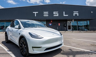 Tesla отзовет 2 млн автомобилей из-за проблем с автопилотом