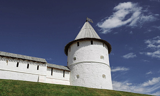 Беларусь откроет два генконсульства в России. В каких городах