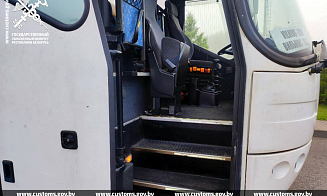 Таможня изъяла автобус, который ездил по недавно запущенному рейсу в Вильнюс