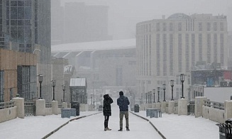 В США один из мощнейших штормов за последний век оставил без света более 200 тыс. домов