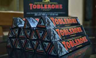 Производитель шоколада Toblerone регистрирует бренд мясных деликатесов. Зачем?