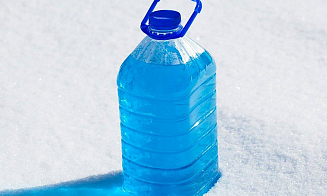 В Минздраве рассказали, чем опасна некачественная «незамерзайка»