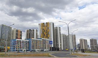 Обслуживающая «Минск-Мир» организация объяснила, что будет делать с вывесками на домах