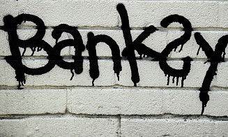 Журналисты узнали, кто прячется под именем Бэнкси