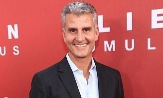 Глава Disney уйдет на пенсию со второй попытки. Он руководил компанией 20 лет