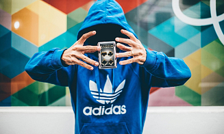 Хакеры похитили личные данные клиентов Adidas