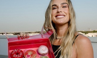 Соболенко представила коллекцию пончиков в Дубае