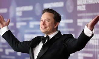 Маск стал первым человеком в мире с состоянием более $400 млрд