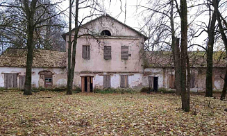 В Витебской области продают усадьбу ХІХ века за одну базовую 
