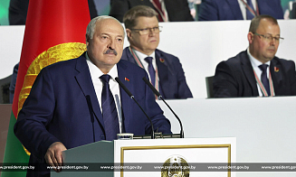 Цены, борьба с посредниками и «большая сделка» с США. Что говорил Лукашенко на заседании ВНС