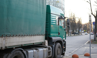 Фуры с товарами разворачивают на границе Беларуси и ЕС. Что происходит