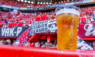 Голландский клуб зарабатывает на пиве и чипсах больше, чем на футболе