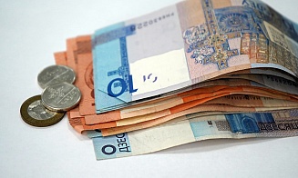 Средняя зарплата в Беларуси в октябре выросла на 31,4 рубля