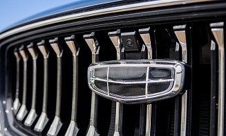 Акции Geely назвали самыми успешными среди производителей электромобилей