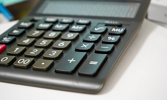 Трамп отложил введение 50%-ных пошлин на импорт из ЕС