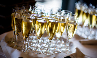 Беларусь вошла в топ-3 покупателей российского шампанского