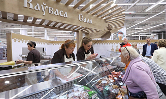 Во флагманском «Ашане» Москвы открылась белорусская гастрономическая деревня