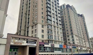 В Минске выставили на продажу торговое помещение с тысячей бабочек