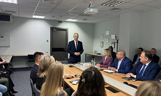 Глава МАРТ встретился с компанией — владельцем алкомаркетов «Семь пятниц». Что обсуждали