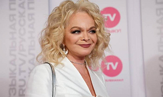 В России от имени Ларисы Долиной регистрируют товарный знак для операций с недвижимостью